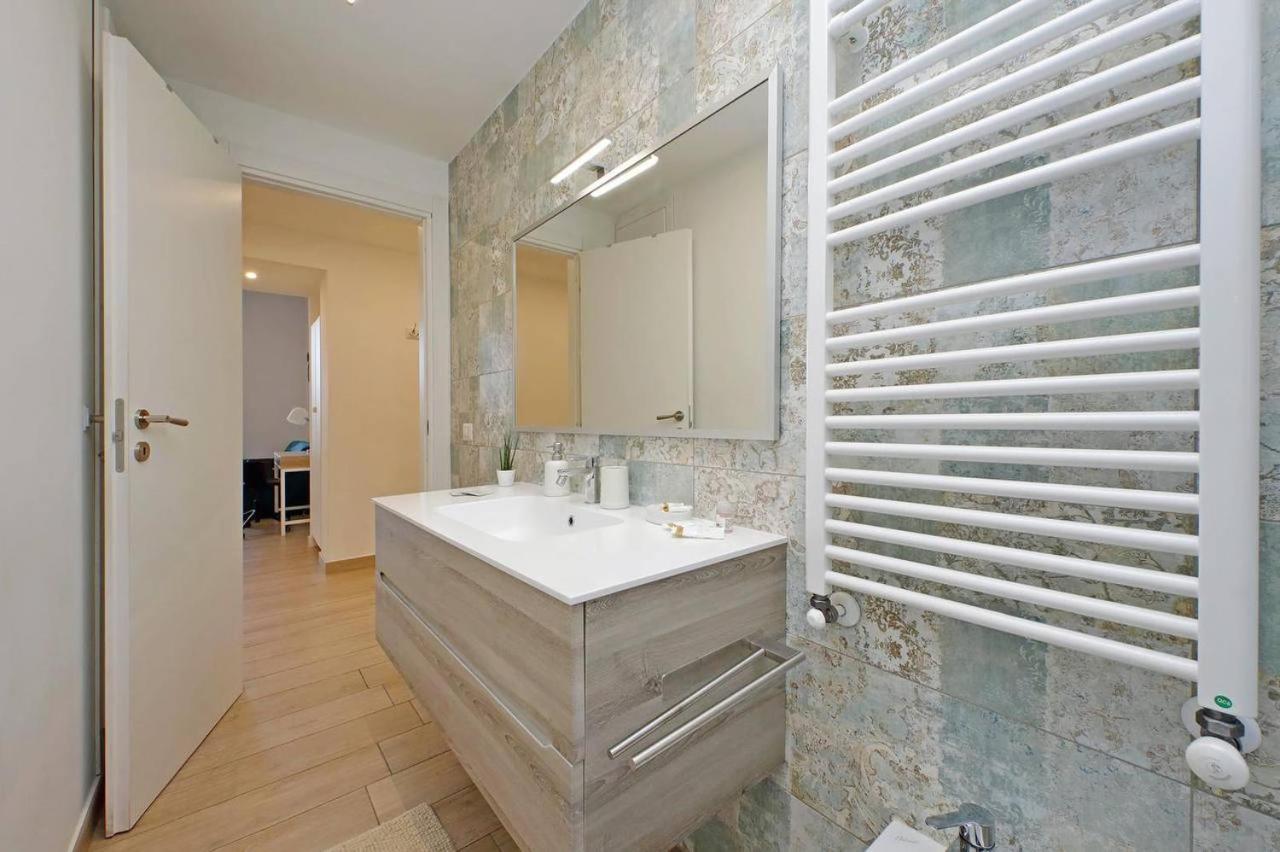 Apartment A 10 Min Dal Colosseo Dimora Intima E Silenziosa Rom
